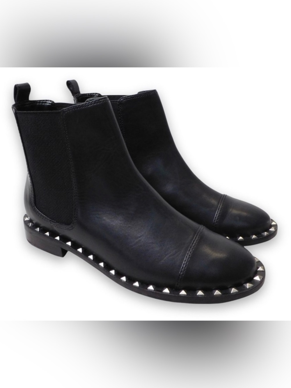 SCHUTZ Black Leather Chukka Boots with Silver Stud Trim Woman’s 8.5 B like new
